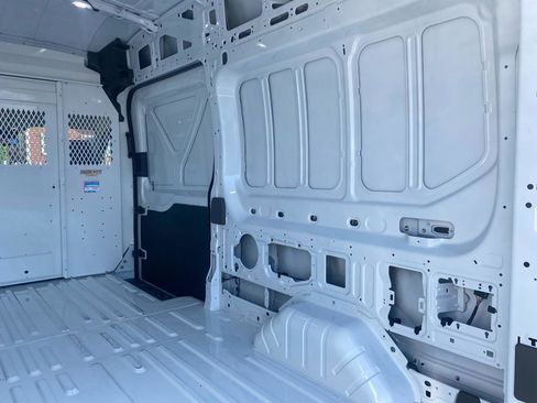 Used 2023 Ford Transit 250 148 High Roof w/ Exterior Upgrade Package RWD image 14