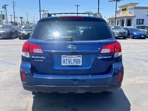 Used 2010 Subaru Outback 2.5i Premium AWD/4WD image 5