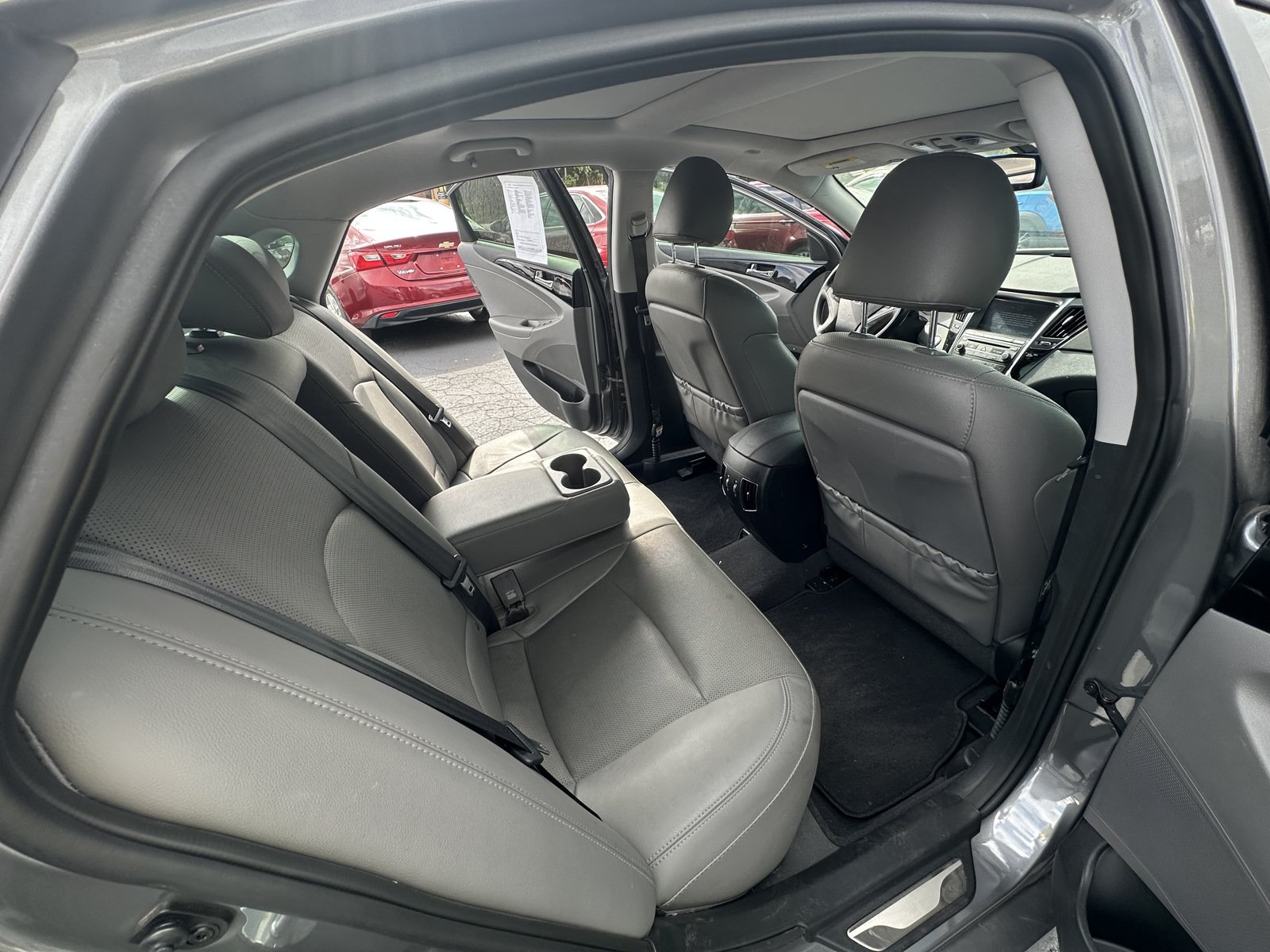 Used 2014 Hyundai Sonata Limited w/ Technology Package 05 FWD image 8