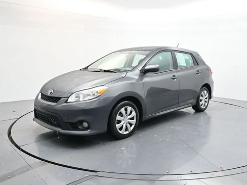 Used 2013 Toyota Matrix L image 3