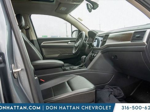 Used 2022 Volkswagen Atlas SE AWD/4WD image 25