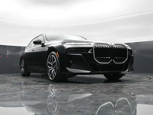 New 2026 BMW 760i xDrive AWD/4WD image 26