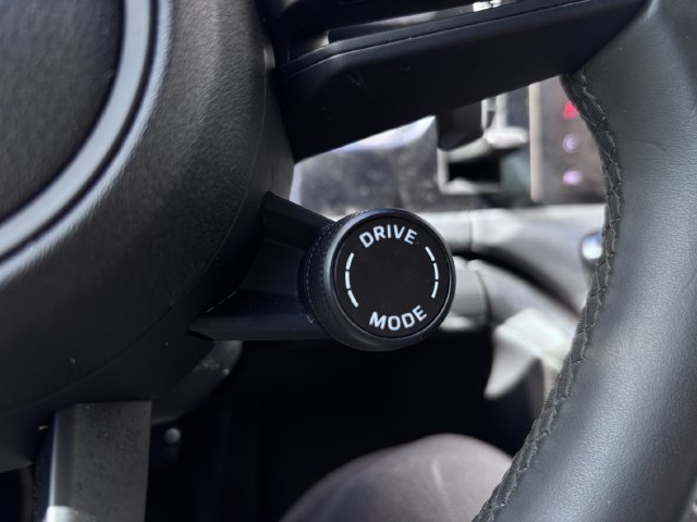 Certified 2025 Porsche Panamera RWD image 18
