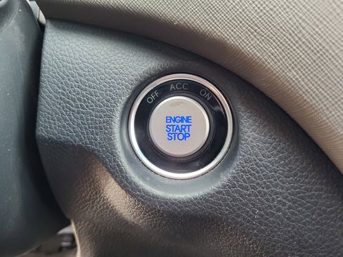 Used 2018 Hyundai Santa Fe Sport w/ 2.4L Value Package 02 image 24