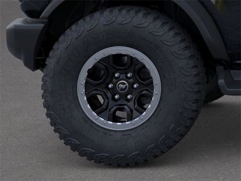 New 2025 Ford Bronco Outer Banks w/ Sasquatch Package image 21