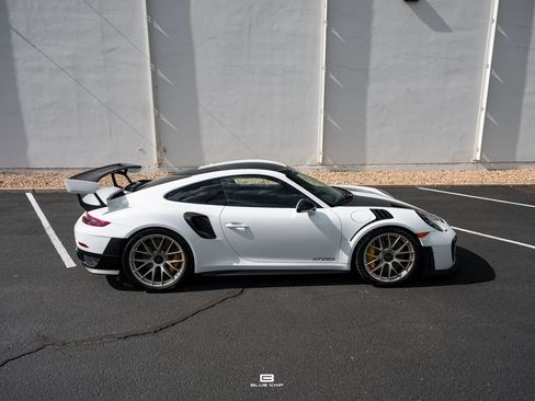 Used 2018 Porsche 911 GT2 RS RWD image 25