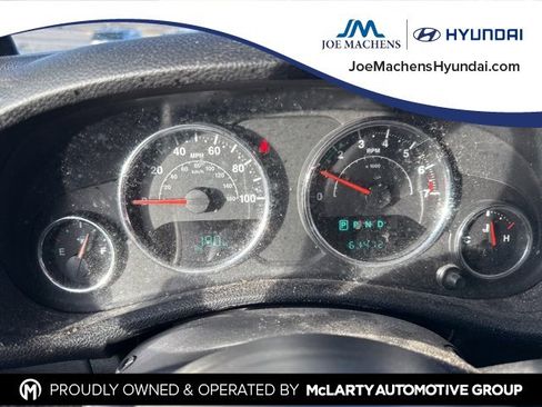 Used 2014 Jeep Wrangler Sahara w/ Mopar Chrome Edition Group image 11