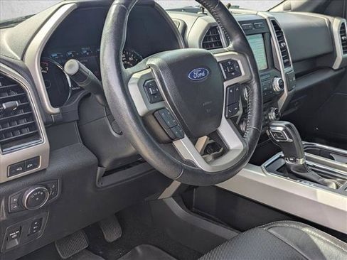 Used 2018 Ford F150 Lariat w/ Equipment Group 502A Luxury AWD/4WD image 9