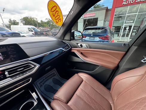 Used 2020 BMW X5 M50i w/ Executive Package AWD/4WD image 17