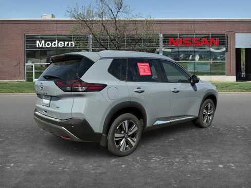 Certified 2023 Nissan Rogue SL image 4