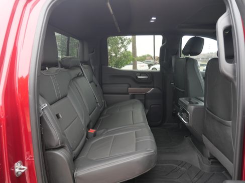 Used 2019 Chevrolet Silverado 1500 High Country image 11