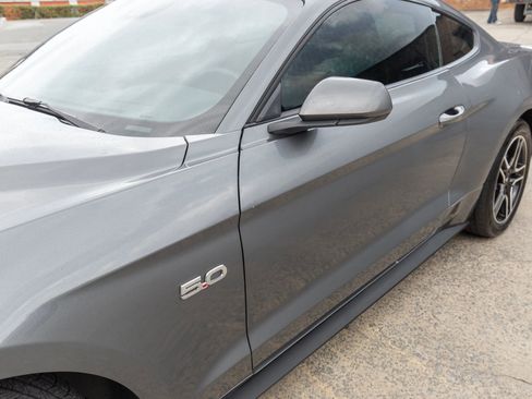 Used 2021 Ford Mustang GT image 5