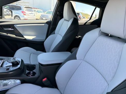 New 2026 Subaru Uncharted AWD image 19