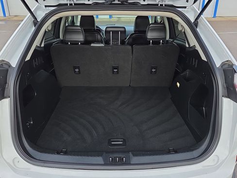 Used 2020 Ford Edge SEL w/ Cold Weather Package image 7