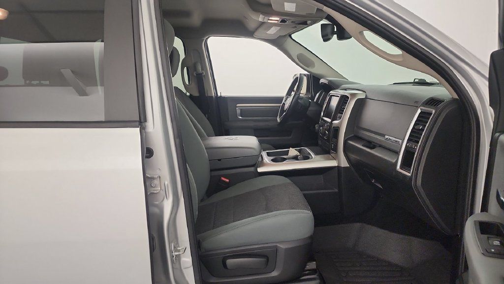 Used 2017 RAM 1500 Big Horn AWD/4WD image 25