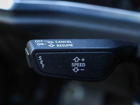 Used 2022 Audi Q3 2.0T Premium image 32