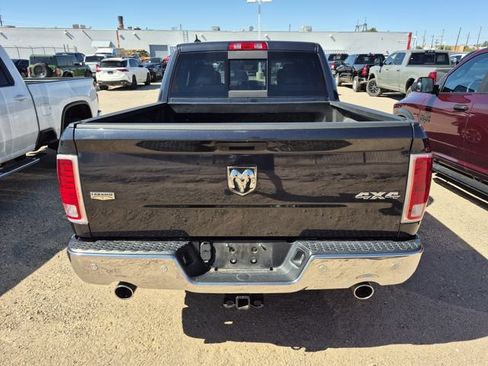 Used 2018 RAM 1500 Laramie AWD/4WD image 9