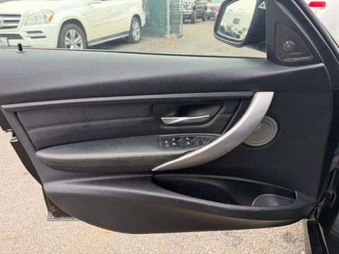 Used 2013 BMW 335i Sedan image 8