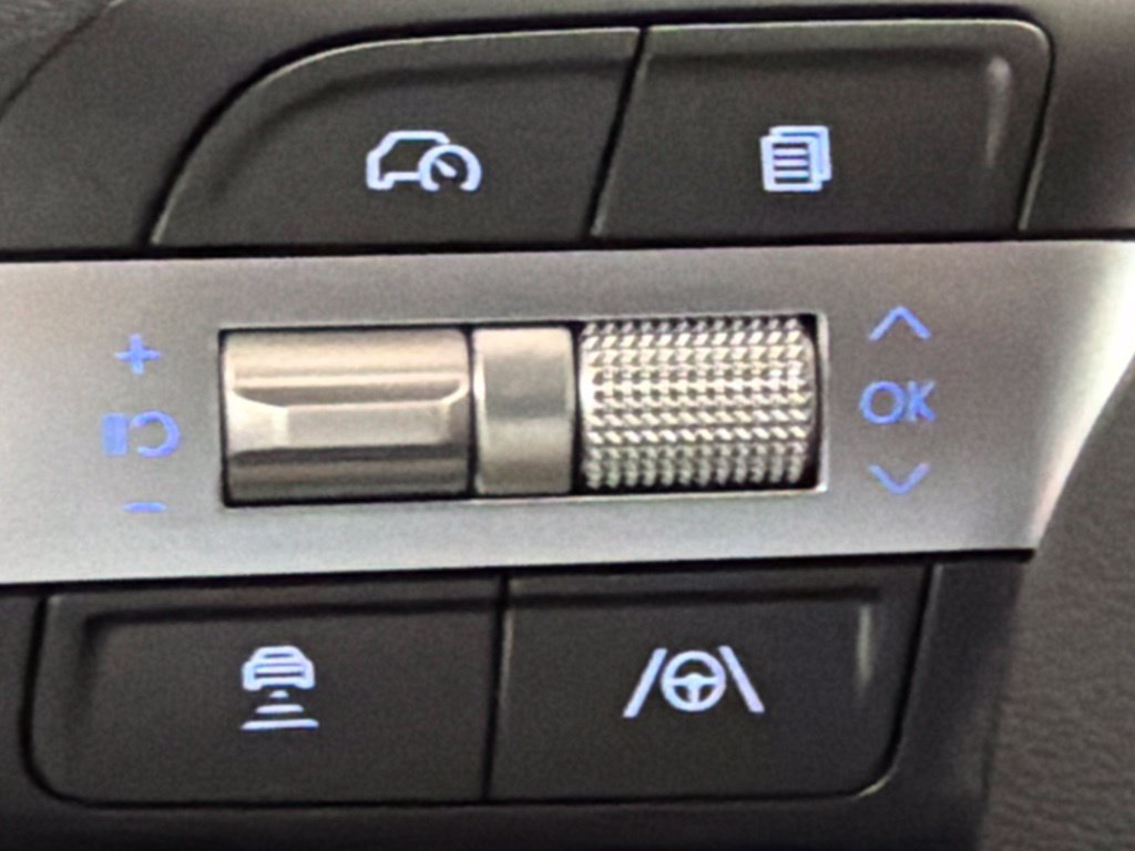 New 2026 Hyundai Tucson SEL FWD image 25