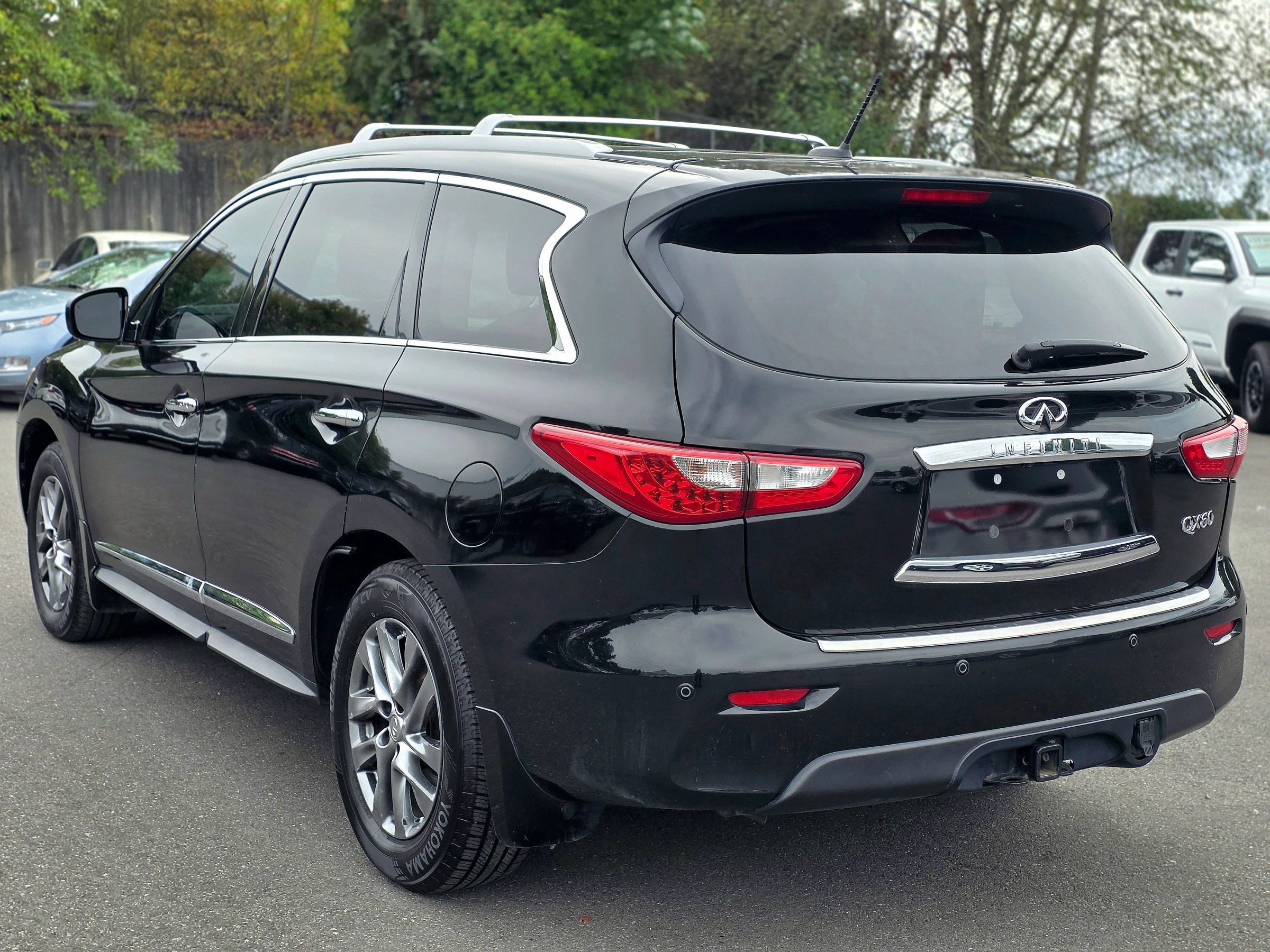 Used 2015 INFINITI QX60 Luxe w/ Premium Plus Package AWD/4WD image 8