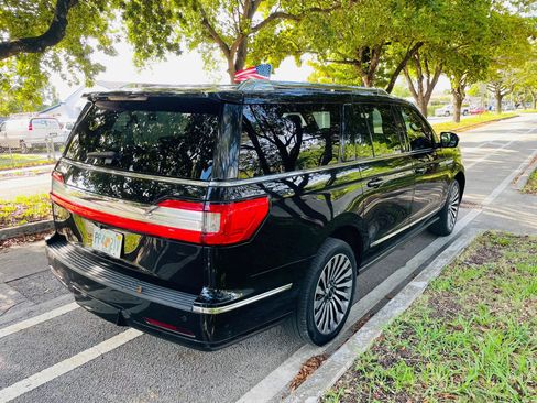 Used 2021 Lincoln Navigator L Reserve image 5