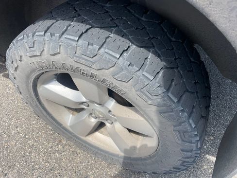 Used 2016 RAM 1500 Express AWD/4WD image 6