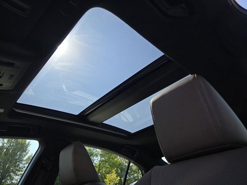 New 2025 Lexus ES 350 350 Luxury image 8