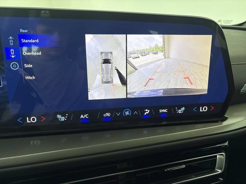 New 2026 Chevrolet Traverse LT w/ Driver Confidence Package FWD image 15