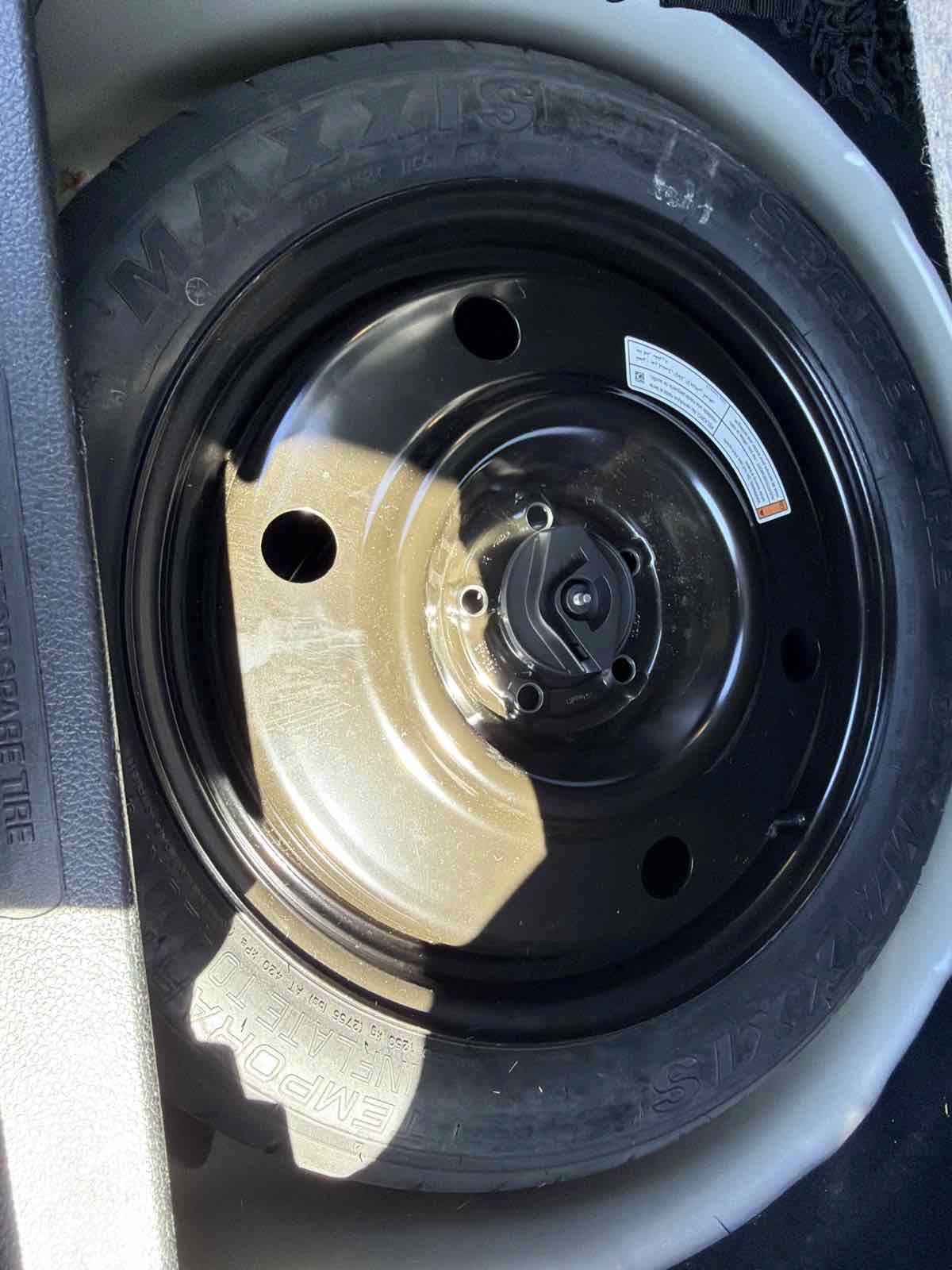 Used 2017 Ford Explorer Limited w/ Equipment Group 301A FWD image 25