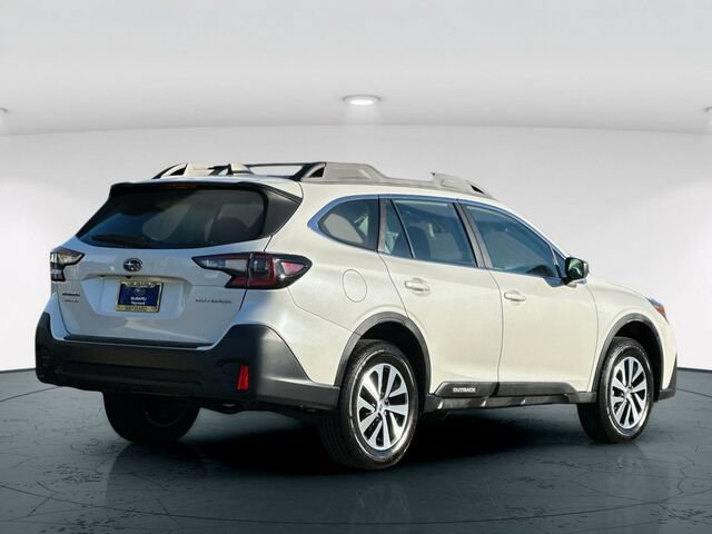 Used 2021 Subaru Outback AWD/4WD image 6