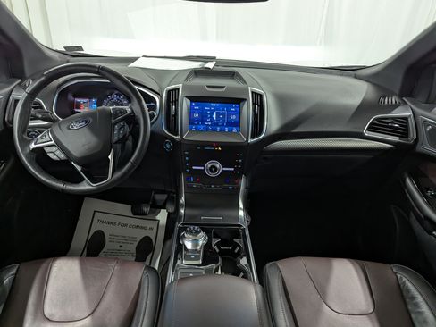 Used 2020 Ford Edge Titanium w/ Equipment Group 301A AWD/4WD image 12