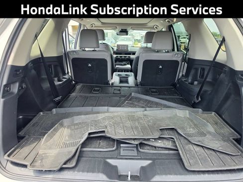 Used 2025 Honda Pilot Elite image 14