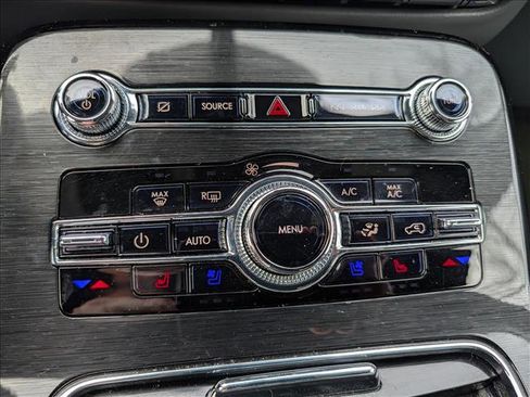 Certified 2023 Lincoln Nautilus Reserve w/ Equipment Group 201A image 36