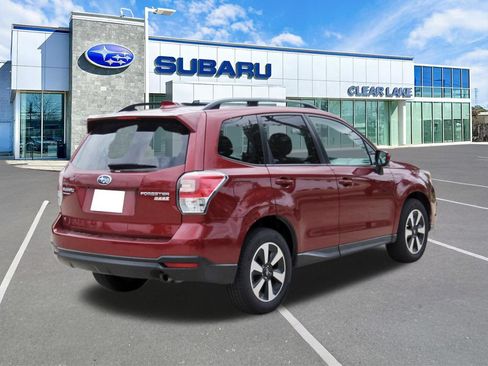 Used 2017 Subaru Forester 2.5i Premium AWD/4WD image 6