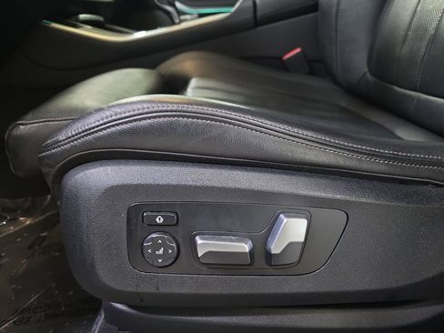 Used 2020 BMW X5 sDrive40i w/ Premium Package image 28