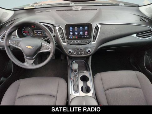 Used 2023 Chevrolet Malibu LT FWD image 13