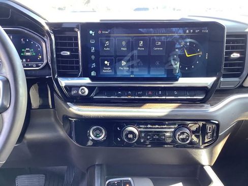 Used 2023 Chevrolet Silverado 1500 LT Trail Boss image 17