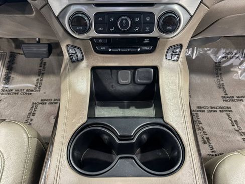Used 2019 GMC Yukon SLT w/ Open Road Package RWD image 29