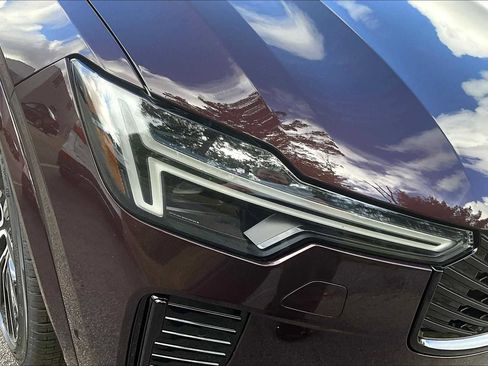 New 2026 Volvo XC90 B6 Ultra w/ Lounge Package image 15