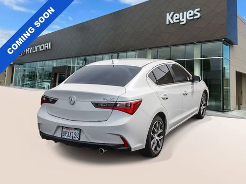 Used 2020 Acura ILX w/ Premium Package image 4