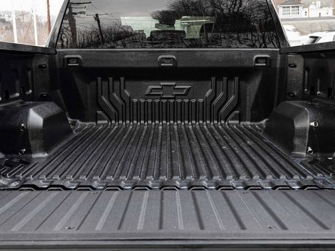 Used 2023 Chevrolet Silverado 1500 LT image 34