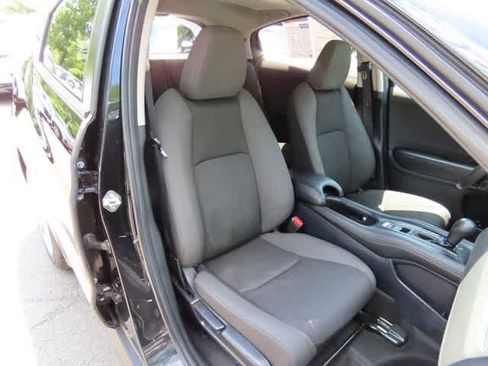 Used 2020 Honda HR-V EX image 15