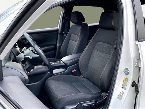 Used 2023 Honda HR-V Sport image 15