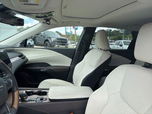 Used 2025 Lexus RX 350 w/ Convenience Package AWD/4WD image 5