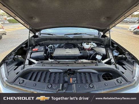 Used 2025 Chevrolet Silverado 1500 High Country w/ High Country Premium Package AWD/4WD image 37