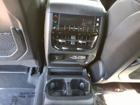 Used 2023 Jeep Grand Cherokee L Overland AWD/4WD image 15
