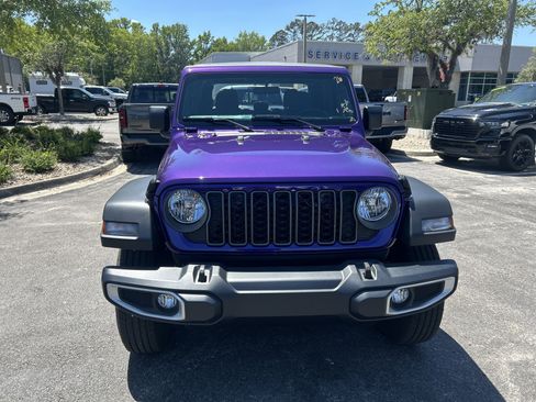 New 2026 Jeep Gladiator Sport AWD/4WD image 2