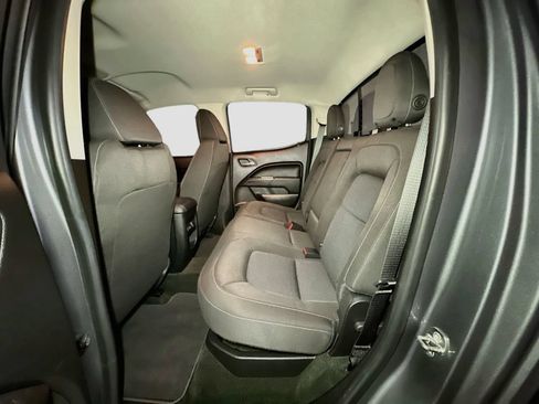 Used 2018 Chevrolet Colorado LT w/ LT Convenience Package AWD/4WD image 29