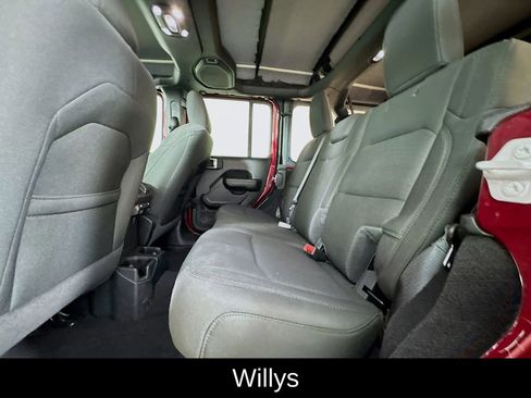 Used 2021 Jeep Wrangler Unlimited Sport AWD/4WD image 29