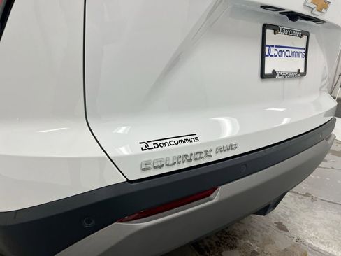 Used 2026 Chevrolet Equinox LT AWD/4WD image 21